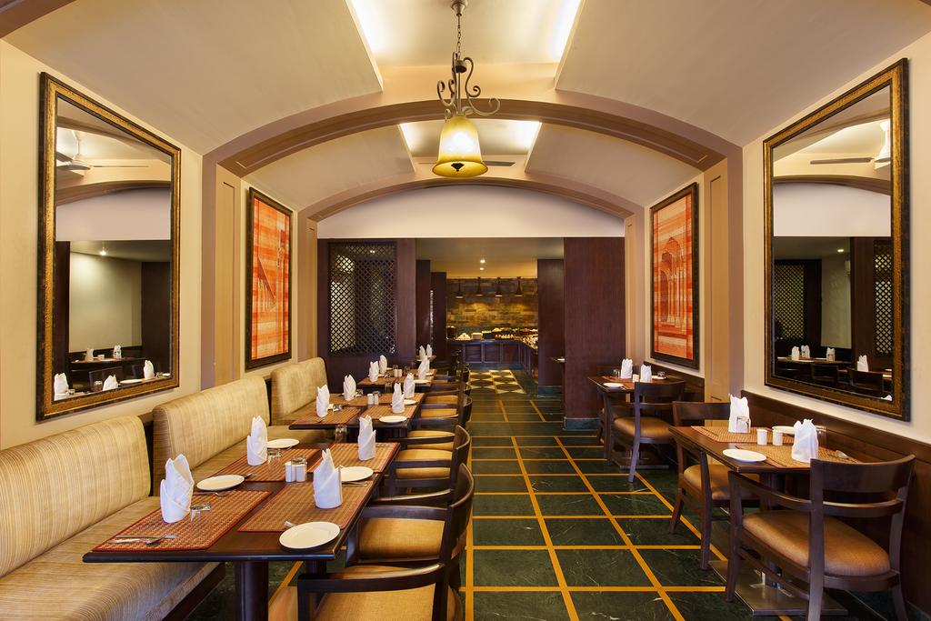 Ganga Lahari Hotel Haridwar Restaurant